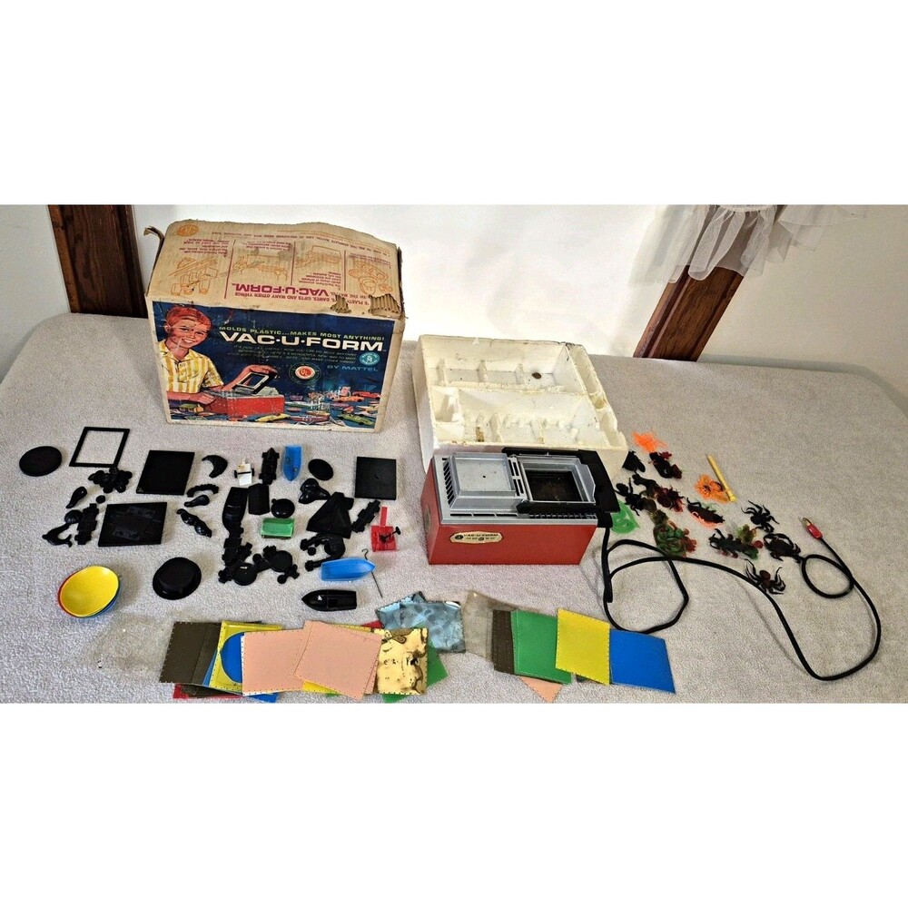 Vintage Mattel Vac-U-Form Vacuum Forming Toy Set w/ Machine, Box & Parts